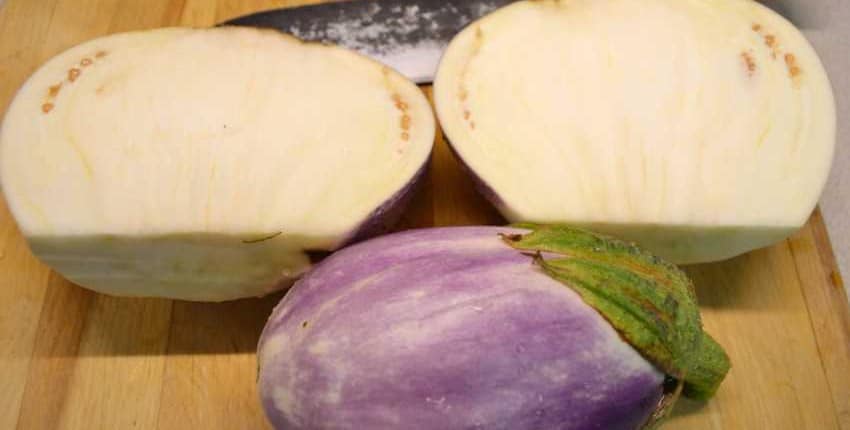 Rosa Bianca Eggplant Sliced Rosa Bianca Eggplant