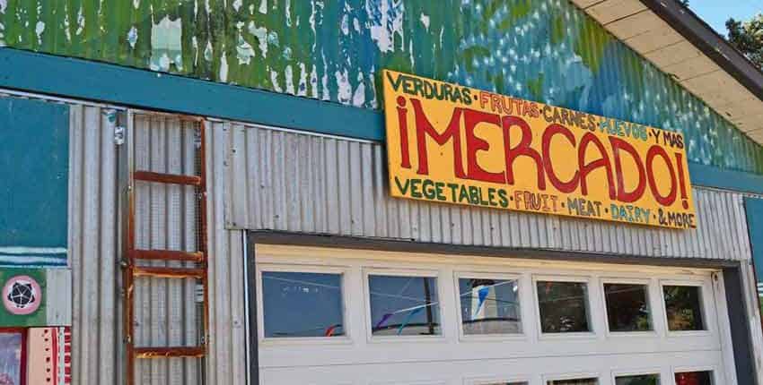A building with a sign that says " imercafe ".